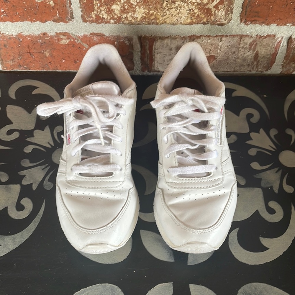 Reebok tennis shoes